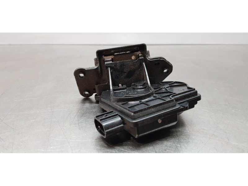 Recambio de cerradura maletero / porton para toyota auris hybrid active referencia OEM IAM 6935002080   Recambio de cerradura maletero / porton para toyota auris hybrid active referencia OEM IAM 6935002080