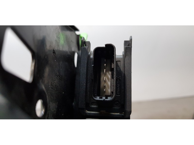 Recambio de elevalunas trasero derecho para peugeot 308 cc (2009) sport referencia OEM IAM 9224G8   Recambio de elevalunas trasero derecho para peugeot 308 cc (2009) sport referencia OEM IAM 9224G8