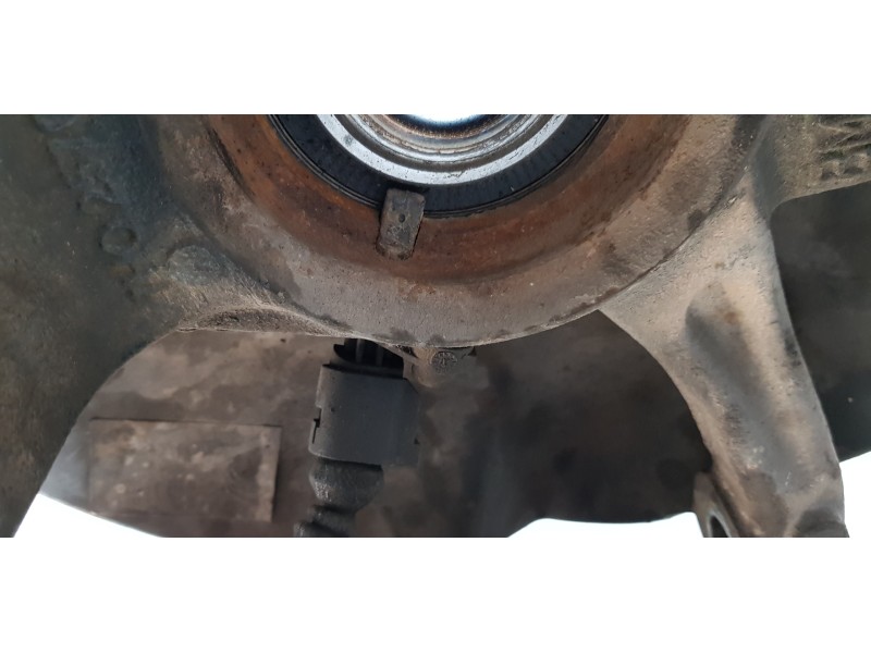 Recambio de mangueta delantera izquierda para volkswagen t5 transporter/furgoneta caja cerrada referencia OEM IAM   