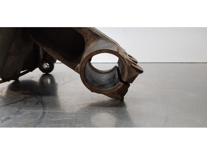 Recambio de mangueta delantera izquierda para volkswagen t5 transporter/furgoneta caja cerrada referencia OEM IAM   