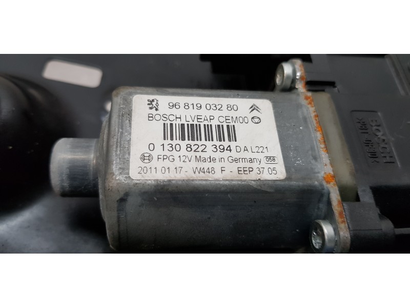 Recambio de elevalunas trasero derecho para peugeot 308 cc (2009) sport referencia OEM IAM 9224G8   Recambio de elevalunas trasero derecho para peugeot 308 cc (2009) sport referencia OEM IAM 9224G8