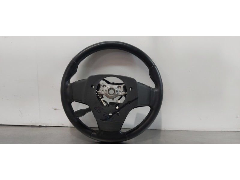 Recambio de volante para toyota avensis touring sports executive referencia OEM IAM 4510005A00C3  