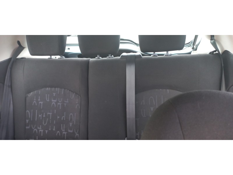 peugeot 206 berlina del año 2003