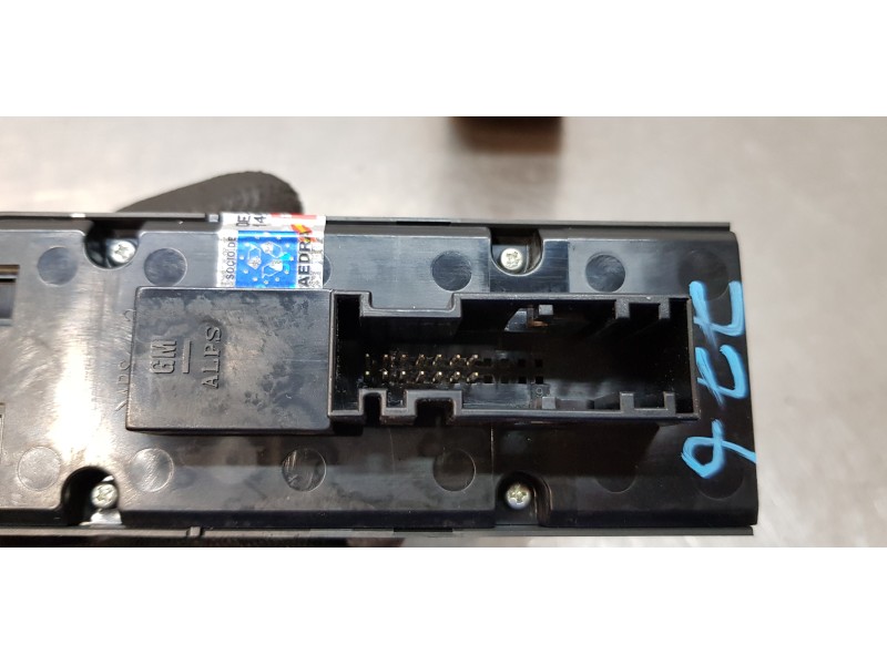 Recambio de mando elevalunas delantero izquierdo para opel astra gtc enjoy referencia OEM IAM 13228706   Recambio de mando elevalunas delantero izquierdo para opel astra gtc enjoy referencia OEM IAM 13228706