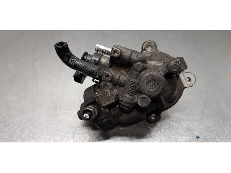 Recambio de bomba inyeccion para volkswagen caddy ocio comfortline bmt referencia OEM IAM 04L130755E 0445010538 