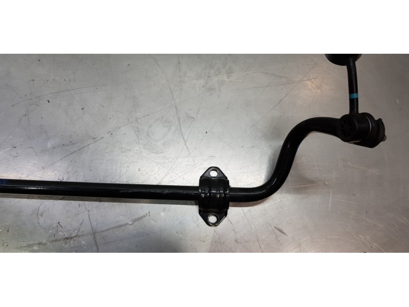Recambio de barra estabilizadora trasera para hyundai tucson tecno sky referencia OEM IAM 55510N9000  
