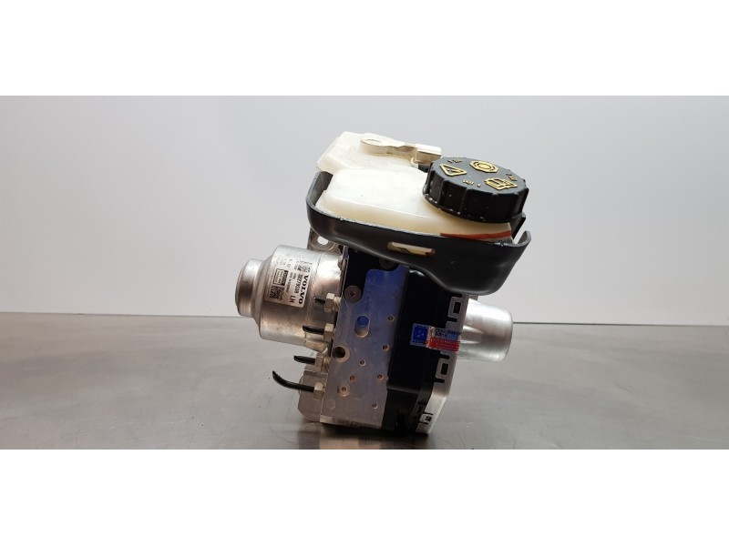 Recambio de abs para volvo xc60 inscription awd referencia OEM IAM 36010595  