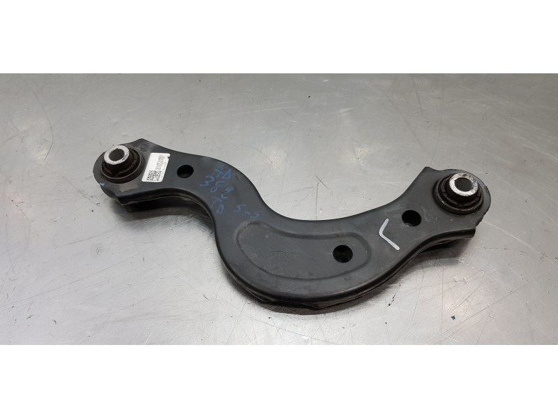 Recambio de brazo suspension superior trasero derecho para hyundai tucson tecno sky referencia OEM IAM 55120N9150  