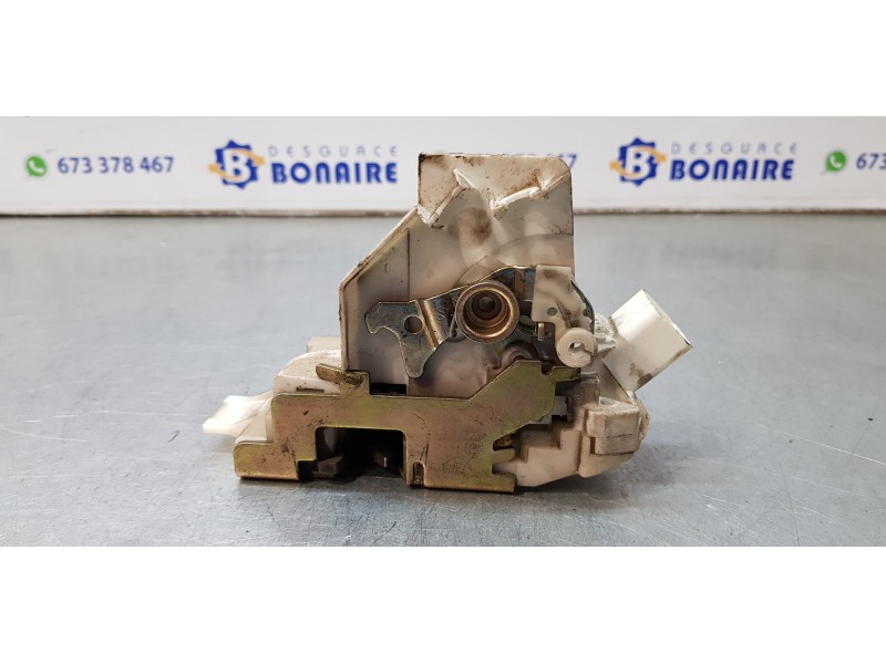 Recambio de cerradura puerta trasera izquierda para ford mondeo berlina (ge) ambiente referencia OEM IAM XS41A26413CG  