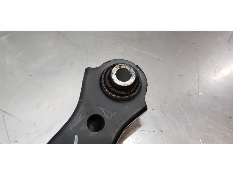 Recambio de brazo suspension superior trasero derecho para hyundai tucson tecno sky referencia OEM IAM 55120N9150  