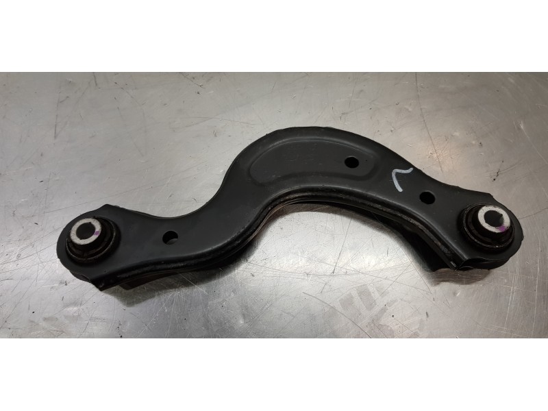 Recambio de brazo suspension superior trasero derecho para hyundai tucson tecno sky referencia OEM IAM 55120N9150  