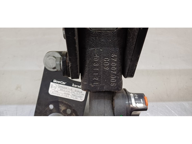 Recambio de enganche remolque para land rover discovery sport pure referencia OEM IAM VPLCT0147 FK7MF19D520KA 