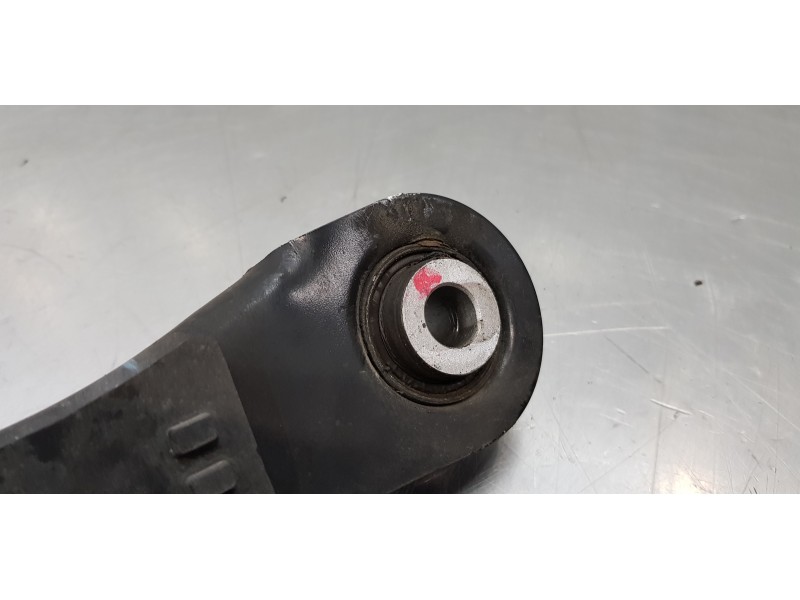 Recambio de brazo suspension inferior trasero derecho para hyundai tucson tecno sky referencia OEM IAM 55251N9050  