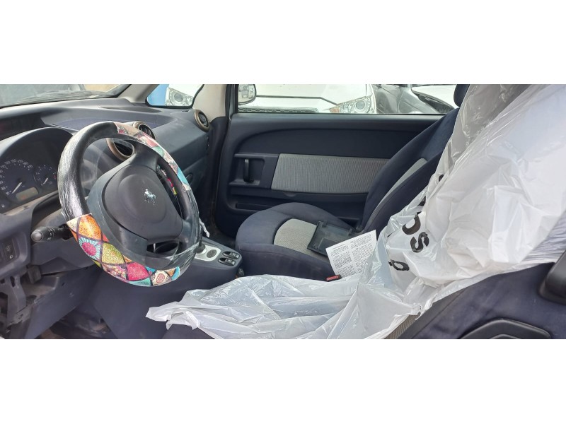 peugeot 1007 del año 2005