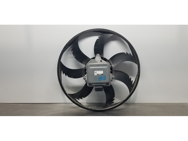 Recambio de electroventilador para toyota rav4 hybrid 4x2 advance referencia OEM IAM 1636025020 1636331500 