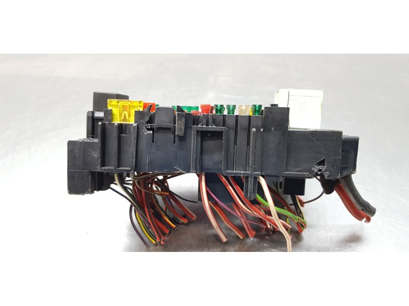 Recambio de caja reles / fusibles para seat ibiza (kj1) reference referencia OEM IAM 2Q0937615A   Recambio de caja reles / fusibles para seat ibiza (kj1) reference referencia OEM IAM 2Q0937615A