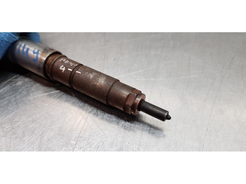 Recambio de inyector para renault koleos dynamique referencia OEM IAM 0445115084 H82828929 