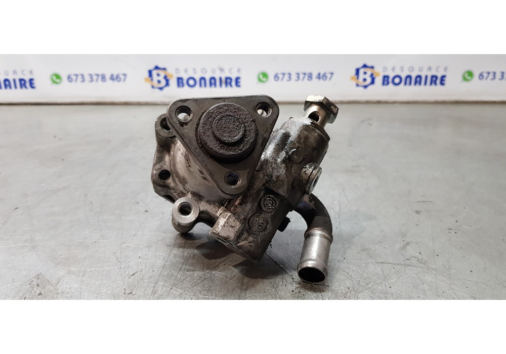 Recambio de bomba direccion para volkswagen phaeton (3d2/3d8) tdi v6 4motion (5 asientos) referencia OEM IAM 3D0422154F  