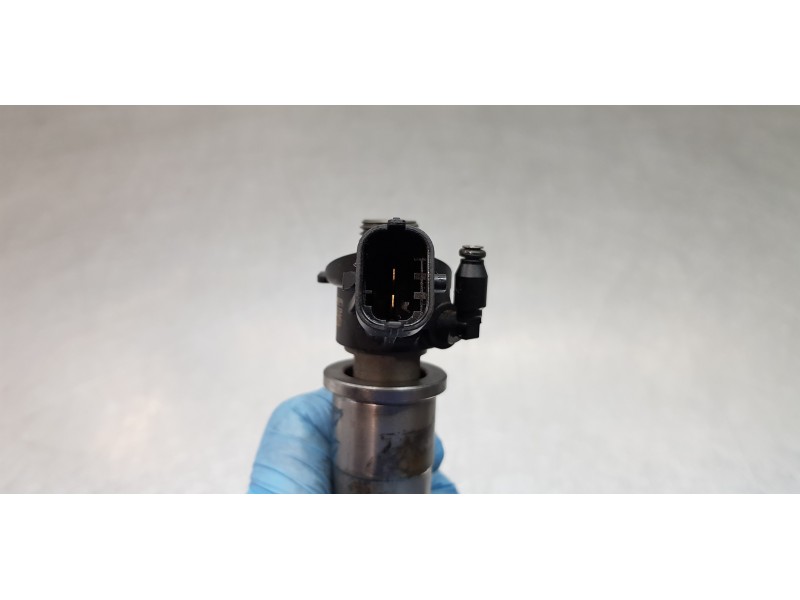 Recambio de inyector para renault koleos dynamique referencia OEM IAM 0445115084 H82828929 