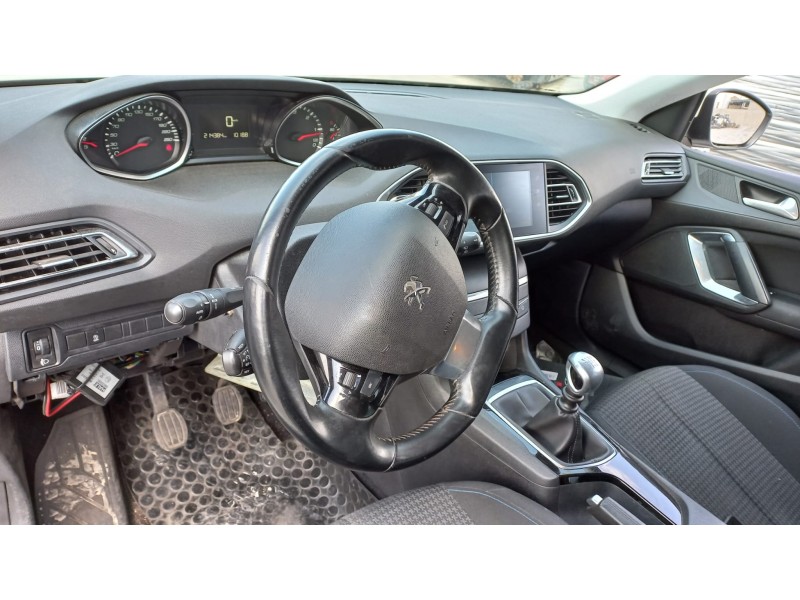 peugeot 308 sw del año 2019