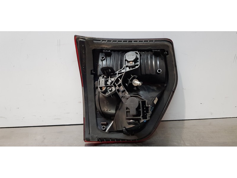 Recambio de piloto trasero derecho interior para citroen c5 station wagon exclusive referencia OEM IAM 9675067880   Recambio de piloto trasero derecho interior para citroen c5 station wagon exclusive referencia OEM IAM 9675067880