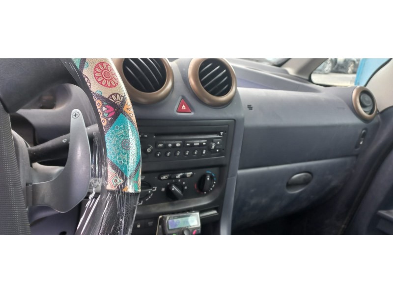 peugeot 1007 del año 2005