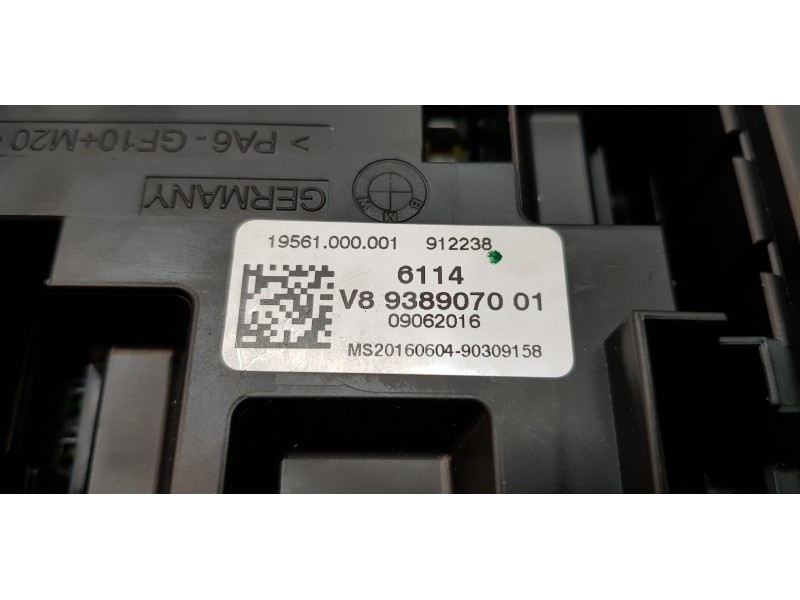 Recambio de caja reles / fusibles para bmw serie 1 lim. 5-trg. (f20) 118d referencia OEM IAM 9389070  