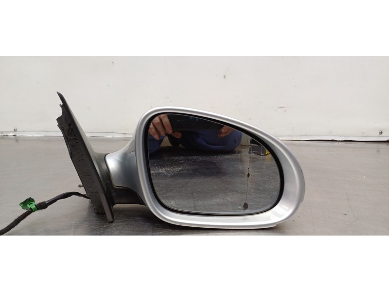 Recambio de retrovisor derecho para volkswagen passat variant (3c5) trendline referencia OEM IAM 3C2857508CJ9B9 3C2857508C  Recambio de retrovisor derecho para volkswagen passat variant (3c5) trendline referencia OEM IAM 3C2857508CJ9B9 3C2857508C