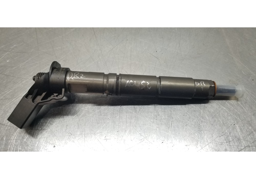 Recambio de inyector para mercedes clase r (w251) 320 cdi (251.022) referencia OEM IAM A6420701387 0445115064 