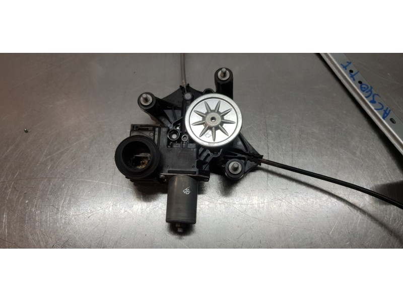 Recambio de elevalunas trasero izquierdo para toyota rav4 hybrid 4x2 advance referencia OEM IAM 8572012530  