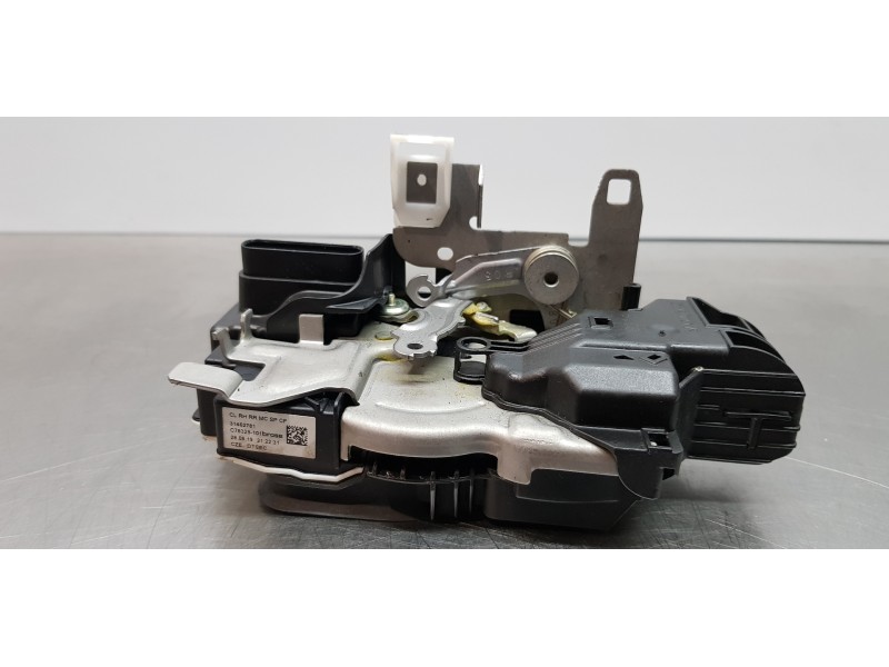 Recambio de cerradura puerta trasera derecha para volvo xc60 inscription awd referencia OEM IAM 31462781 6 PINES 