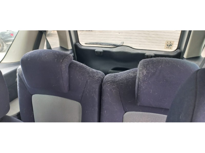 peugeot 1007 del año 2005