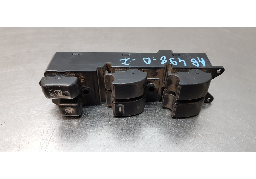 Recambio de mando elevalunas delantero izquierdo para mitsubishi outlander (cw0) 2.0 di-d invite referencia OEM IAM 8608A060   Recambio de mando elevalunas delantero izquierdo para mitsubishi outlander (cw0) 2.0 di-d invite referencia OEM IAM 8608A060