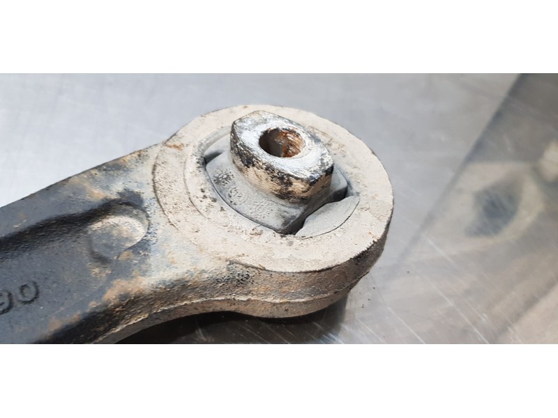 Recambio de brazo suspension inferior delantero derecho para ford ka (ccu) urban referencia OEM IAM 50710290  