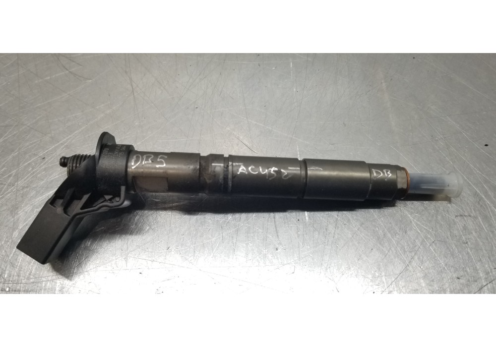 Recambio de inyector para mercedes clase r (w251) 320 cdi (251.022) referencia OEM IAM A6420701387 0445115064 