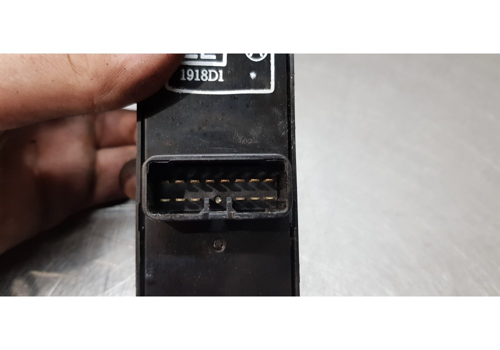 Recambio de mando elevalunas delantero izquierdo para mitsubishi outlander (cw0) 2.0 di-d invite referencia OEM IAM 8608A060   Recambio de mando elevalunas delantero izquierdo para mitsubishi outlander (cw0) 2.0 di-d invite referencia OEM IAM 8608A060