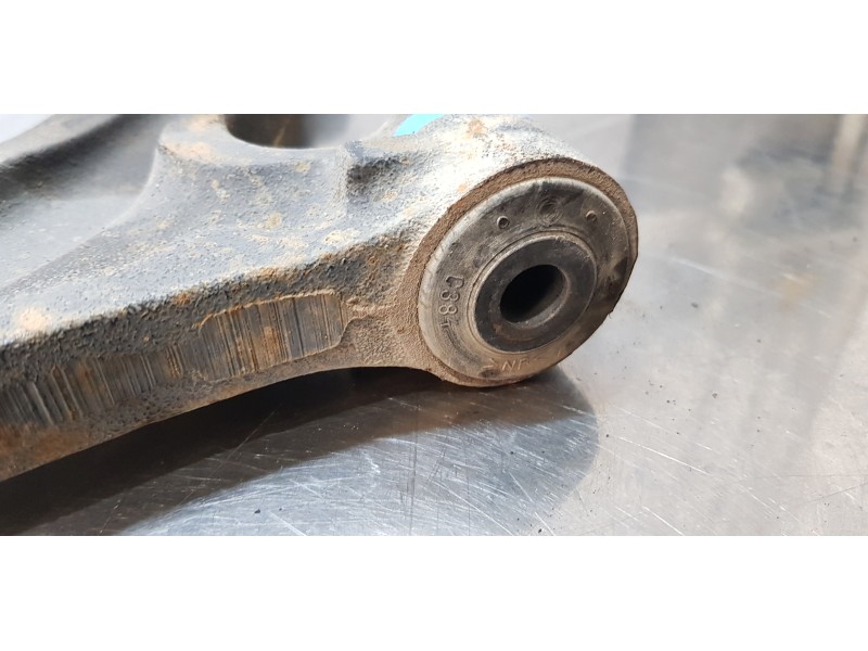 Recambio de brazo suspension inferior delantero derecho para ford ka (ccu) urban referencia OEM IAM 50710290  