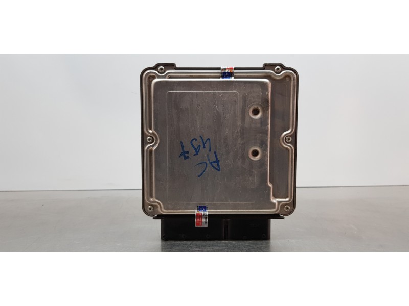 Recambio de centralita motor uce para dodge caliber s referencia OEM IAM P05187449AB  