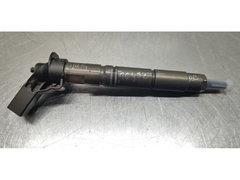 Recambio de inyector para mercedes clase r (w251) 320 cdi (251.022) referencia OEM IAM A6420701387 0445115064 