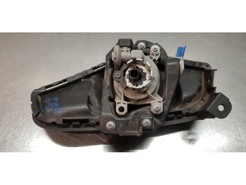 Recambio de faro antiniebla derecho para toyota rav4 hybrid 4x2 advance referencia OEM IAM 8121012240 5212742280 