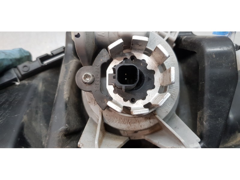 Recambio de faro antiniebla derecho para toyota rav4 hybrid 4x2 advance referencia OEM IAM 8121012240 5212742280 