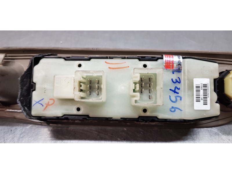 Recambio de mando elevalunas delantero izquierdo para dodge caliber s referencia OEM IAM 56040691AD  