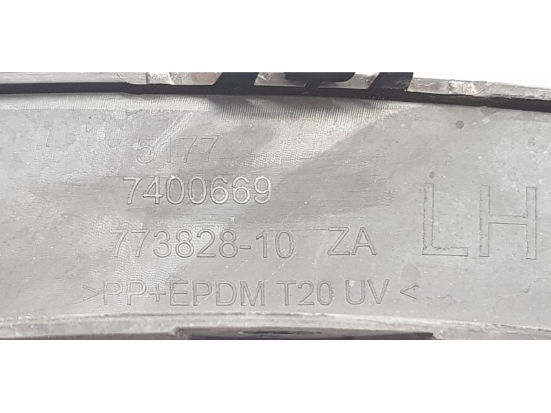 Recambio de aletin trasero izquierdo para bmw serie x3 (g01) xdrive20d referencia OEM IAM 51777400669 7400669 