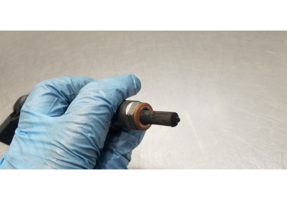 Recambio de inyector para mercedes clase r (w251) 320 cdi (251.022) referencia OEM IAM A6420701387 0445115064 