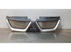 Recambio de rejilla delantera para mitsubishi outlander (cw0) 2.0 di-d invite referencia OEM IAM MZ313901S1