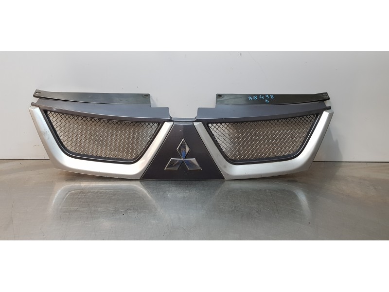 Recambio de rejilla delantera para mitsubishi outlander (cw0) 2.0 di-d invite referencia OEM IAM MZ313901S1   Recambio de rejilla delantera para mitsubishi outlander (cw0) 2.0 di-d invite referencia OEM IAM MZ313901S1