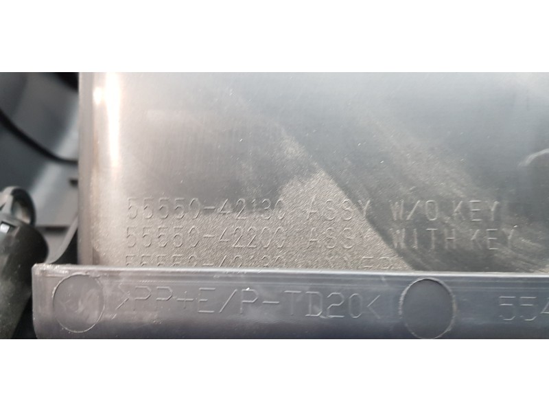 Recambio de guantera para toyota rav4 hybrid 4x2 advance referencia OEM IAM 5555042200C0 5543342090C0 5555042200