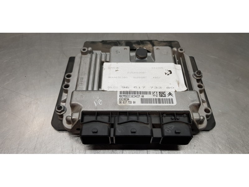 Recambio de centralita motor uce para citroen c4 berlina collection referencia OEM IAM 9661773380  