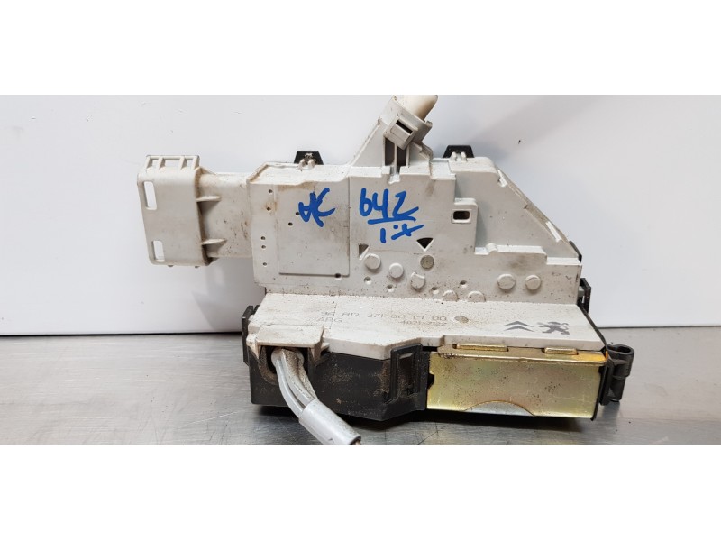 Recambio de cerradura puerta trasera izquierda para citroen c4 berlina collection referencia OEM IAM 9137K6   Recambio de cerradura puerta trasera izquierda para citroen c4 berlina collection referencia OEM IAM 9137K6