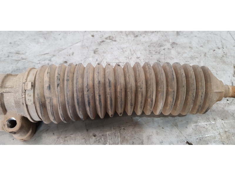 Recambio de cremallera direccion para ford ka (ccu) urban referencia OEM IAM CS513A500AB  